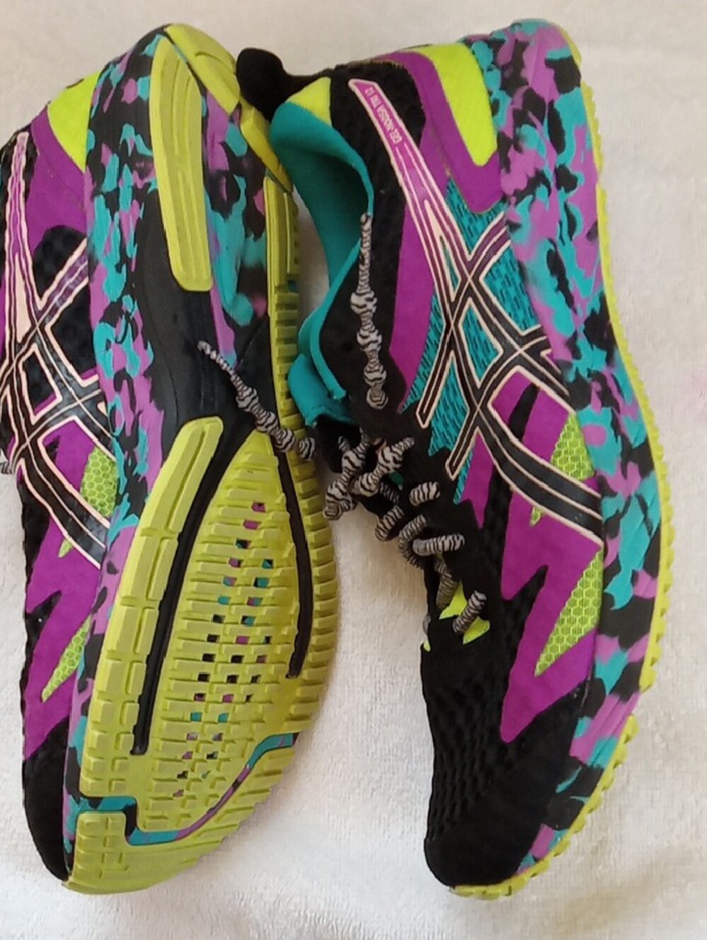 ASICS Gel Noosa TRI 12 Women's Black Sneakers with Teal, Purple & Lime Accents - Picture 8 of 10